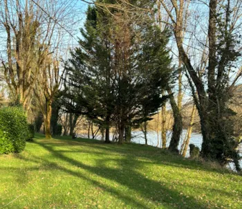 Kampeerplaats(en) - Pitch + Bicycle + Electricity - Camping LES GRANGES