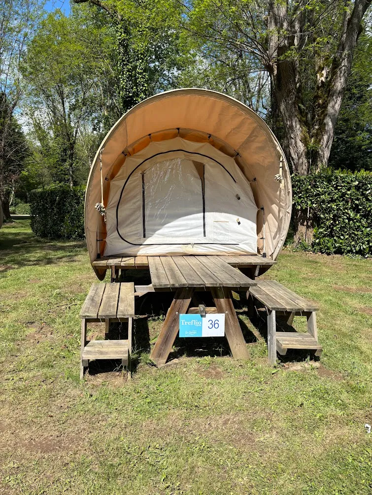 Hébergement Insolite - Tente Toilée - 4M²