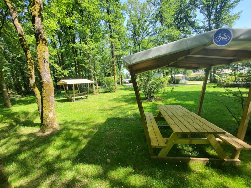 Standplaats Pakketprijs Wandelaar per voet of per fiets