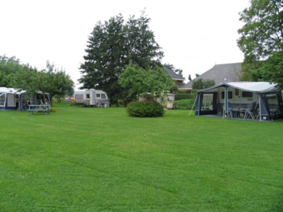 Campsite comfort place / Tent, caravan or motorhome >6 meters