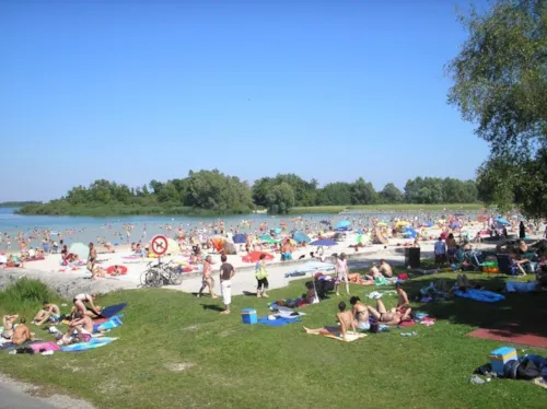 Flower Camping La Forêt