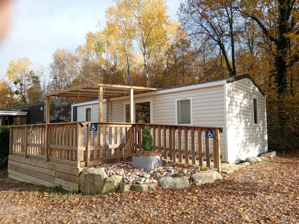 Location - Mobil-Home Standard 32M² Pmr - 2 Chambres + Terrasse Couverte 12M² - - Flower Camping La Forêt
