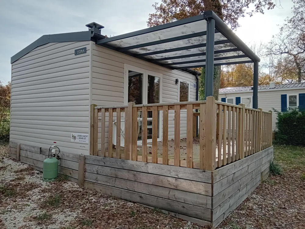 Location - Mobil-Home Confort 22M² - 1 Chambre + Terrasse Semi-Couverte 12M² + Tv + Clim - - Flower Camping La Forêt