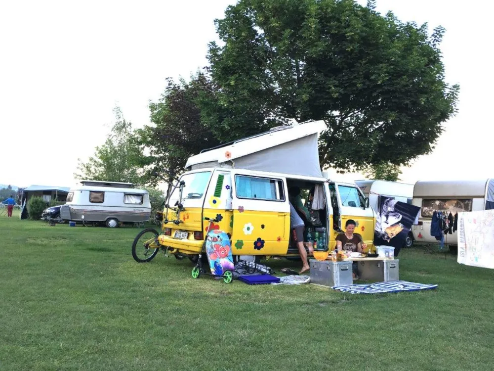 Stellplatz Wohnmobil/Wohnwagen