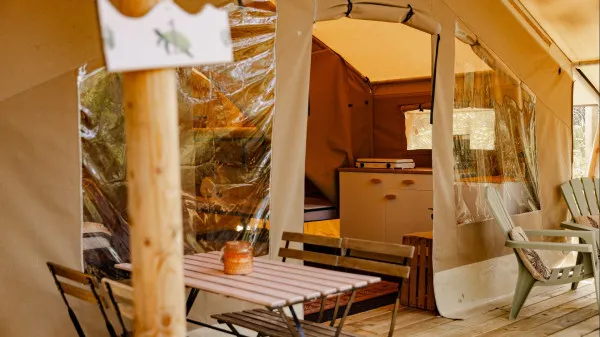 Safari Lodge (Avec Sanitaires)