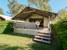 Huuraccommodatie(s) - Jungle Lodge 2 Slaapkamers Overdekt Terras 34 M² - Zonder Privé Sanitair - Flower Camping Jardins de Kergal