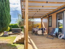 Location - Mobilhome Spa Premium 40 M² (3 Chambres, 2 Salles De Bain) Avec Terrasse Couverte + Tv + Lv - Flower Camping Jardins de Kergal