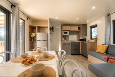 Mobilhome Premium 4 Bedrooms & 2 Bathrooms - TV + Dishwasher — 2