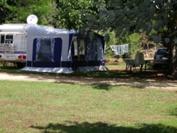Kampeerplaats(en) - Standplaats - Camping à la ferme les Pierres Chaudes