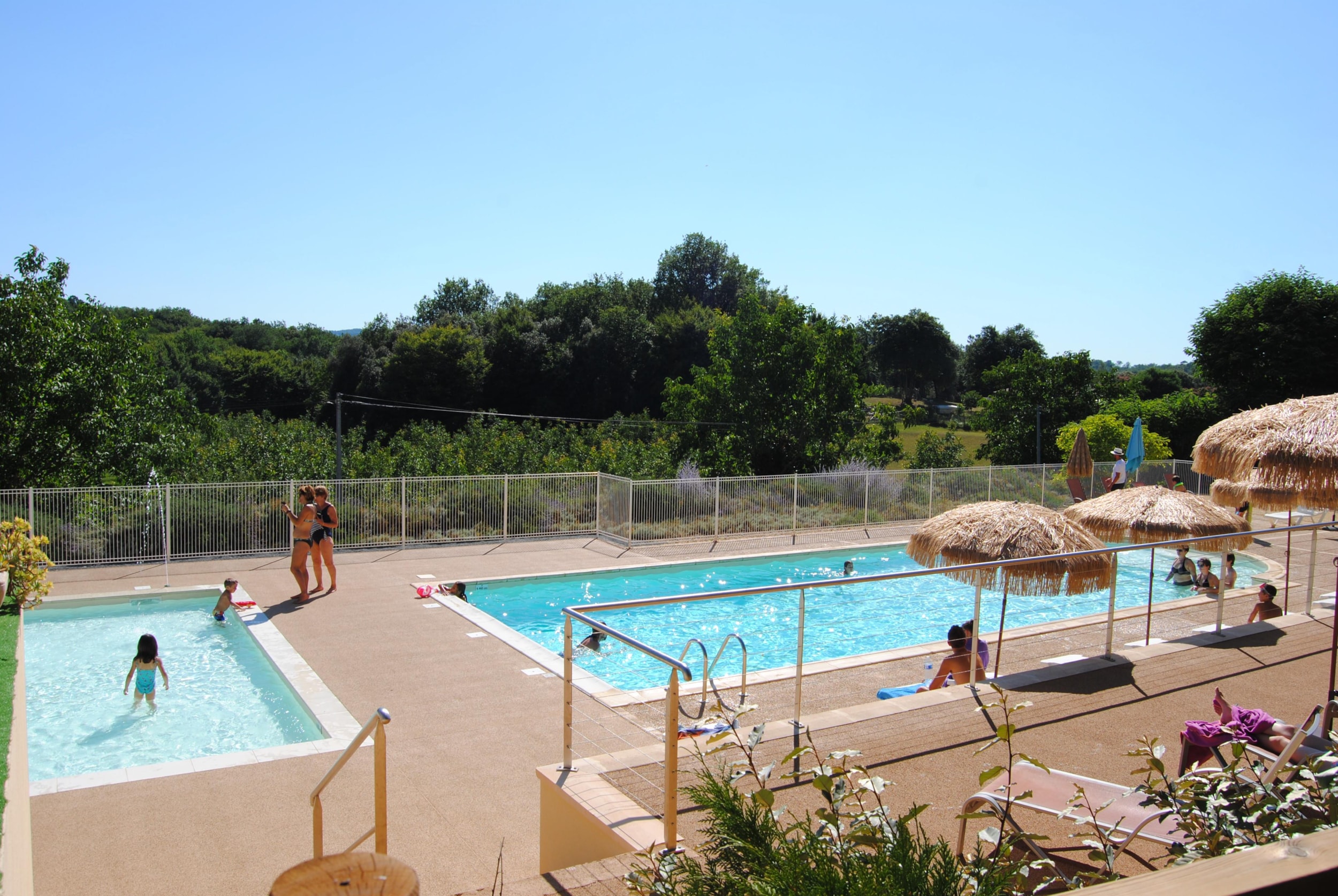 Camping à la ferme les Pierres Chaudes — Photo 1