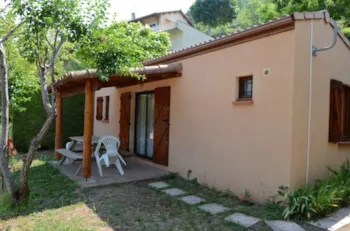 Mietunterkunft - House-Cottage 30-35M² - N°212  - Tarif At The Week - Camping de la Cascade