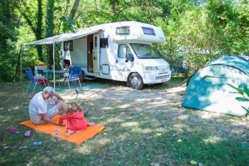 Stellplatz - Natur Paket Ort Und Raum Jabron  (Mit Strom) - image n°2 - Clico Chic - Camping La Source du Jabron
