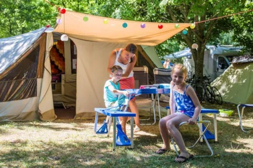 Pitch - Package Location Nature And Space Center (With Electricity) 2 People - image n°1 - Clico Chic - Camping La Source du Jabron