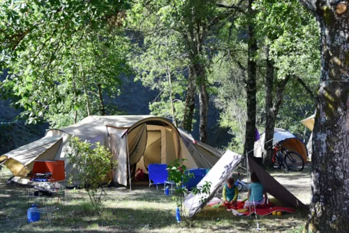 Stellplatz - Natur Paket Ort Und Raum Jabron  (Mit Strom) - image n°1 - Clico Chic - Camping La Source du Jabron
