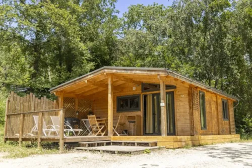 Accommodation - Chalet Top Presta - 32/35 M² - 2 Bedrooms - image n°1 - Clico Chic - Camping La Source du Jabron