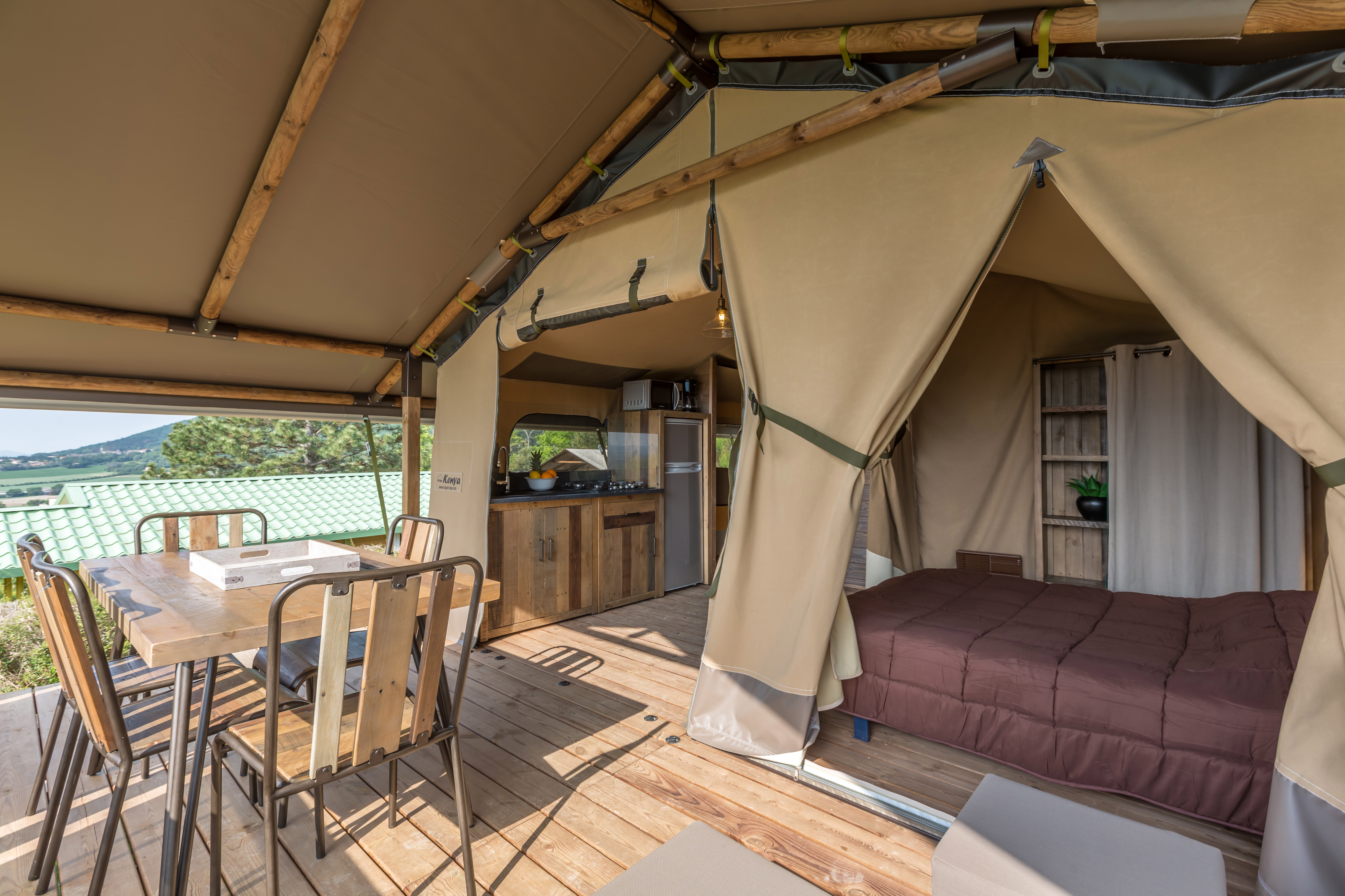 Tente Ecolodge Premium 34m² - 2 chambres - terrasse couverte