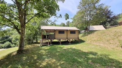 Tente Ecolodge Premium 34m² - 2 bedrooms - covered terrace - lake view