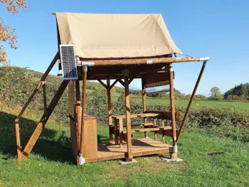 Mietunterkunft - Standard-Biwakzelt - 5M² - Flower Camping du Lac de Saint Point  Lamartine - Saône et Loire - Bourgogne du Sud 