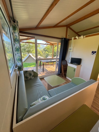 Chalet Standard 28m² - 2 bedrooms - covered terrace - lake view - air conditioning ??