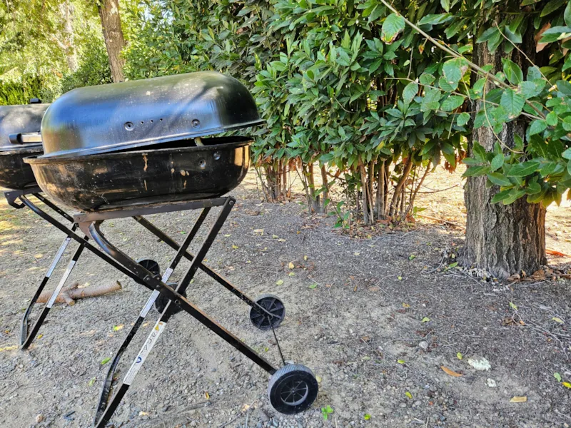 Emplacement Premium (70M²): Voiture + Tente/Caravane Ou Camping-Car + Wifi