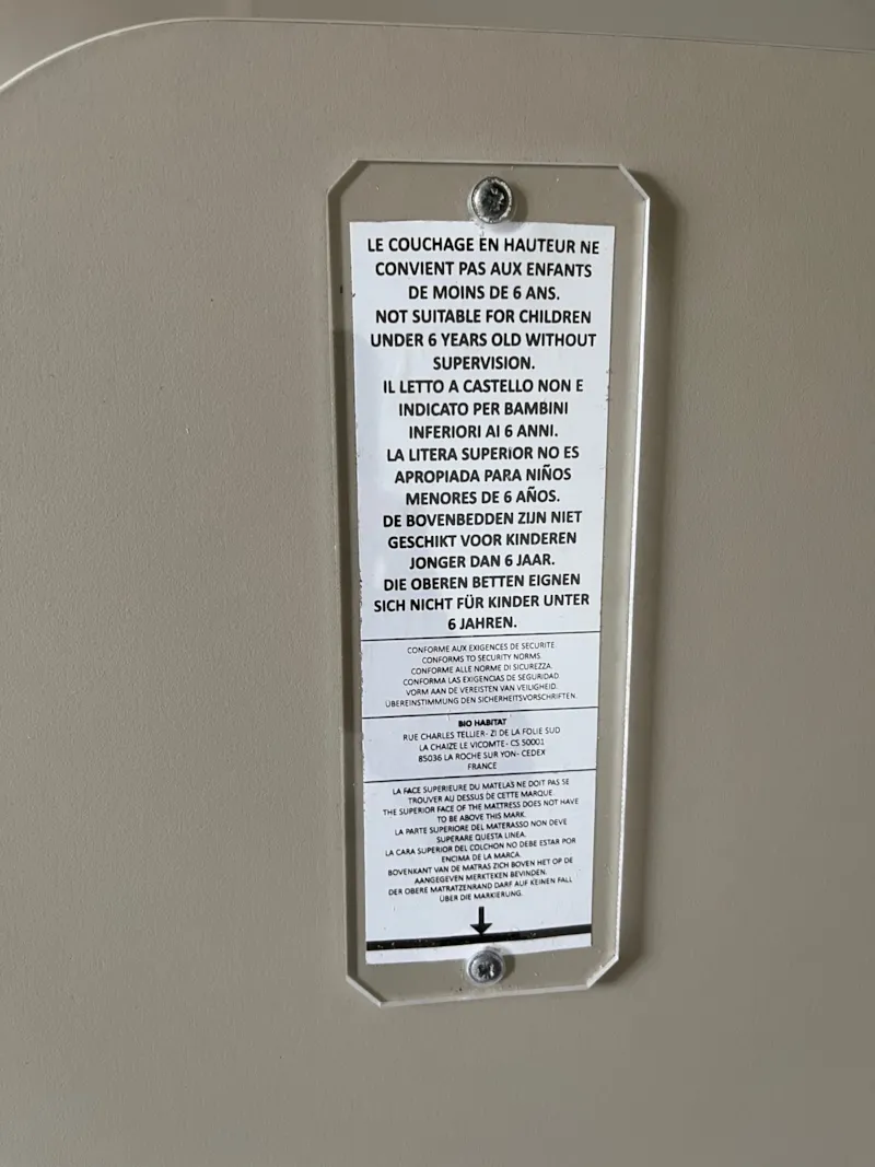 Mobil Home Nuitée - 25M² - 2 Chambres - Terrasse Couverte Côté