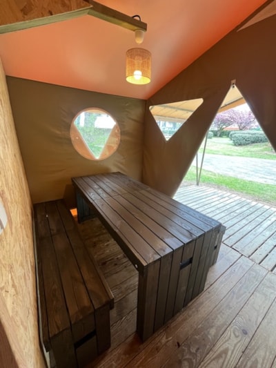 Canvas tent - 20m² - 3 bedrooms + electricity + sheltered terrace