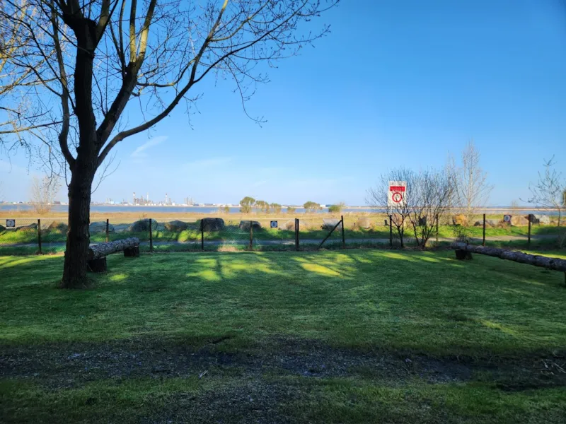 Aire Camping-Car - Sans Électricité