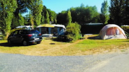 Kampeerplaats(en) - Standplaat - Camping Le Vallon aux Merlettes