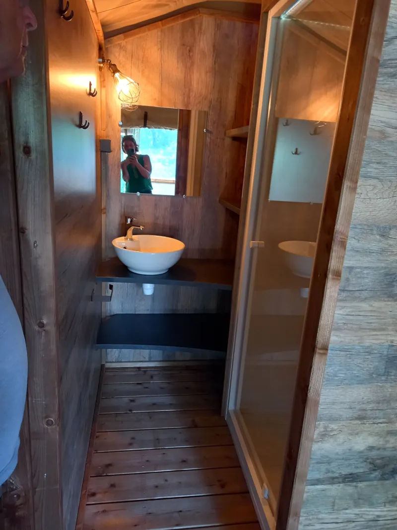 Tente Lodge Avec Sanitaires