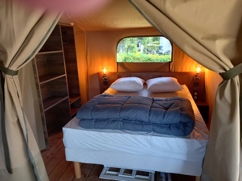 Tente Lodge Avec Sanitaires