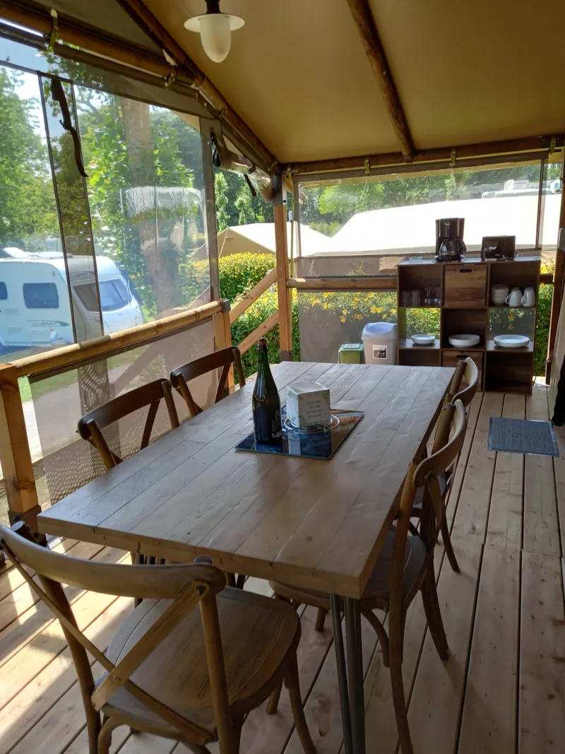 Tente Lodge Avec Sanitaires