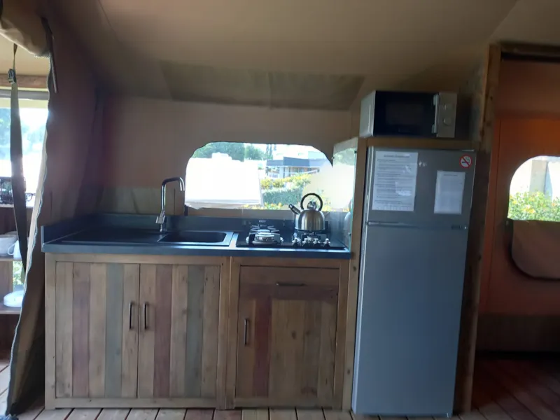 Tente Lodge Avec Sanitaires