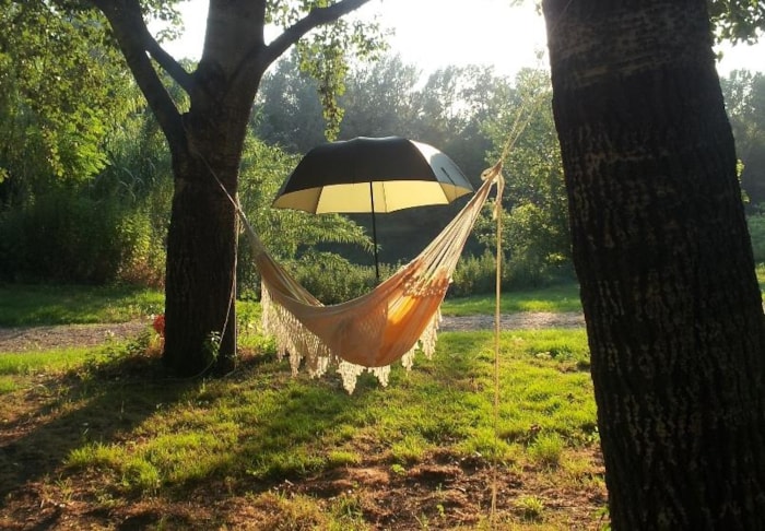 Forfait Emplacement Confort : 1 Véhicule, 1 Tente Ou Caravane Ou Camping-Car