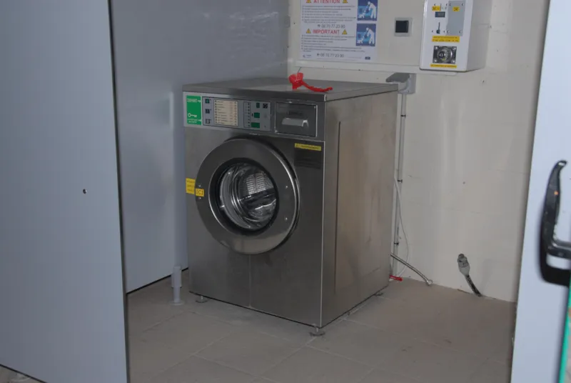 Forfait Emplacement Confort : 1 Véhicule, 1 Tente Ou Caravane Ou Camping-Car