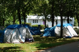 Établissement Camping de Besançon - Chalezeule