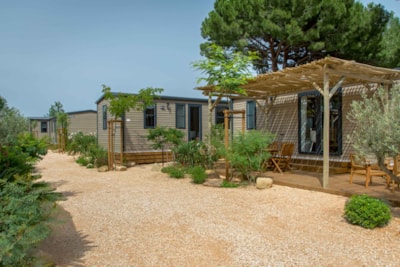 Prestige Garden 2 bedrooms 31m² + SH vegetated district-Beds made on arrival, sheets and towels — 6