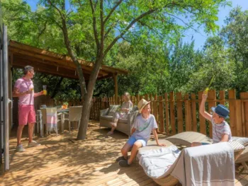 Accommodation - Cottage 4P 2Ch 2Bath Premium Air-Conditioned - YELLOH! VILLAGE - CAMPING LES CASCADES