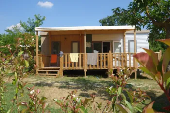 Mietunterkunft - Homeflower 35M² Premium 3 Zimmer + Halbüberdachte Terrasse + Tv +  Klimaanlage - Flower Camping La Beaume