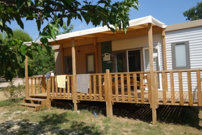 HomeFlower 26m² PREMIUM 2 bedrooms + Half-covered terrace + TV + air conditioner