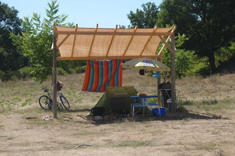 Forfait Randonneur À Pied Ou À Vélo / 1 Tente - Sans Électricité