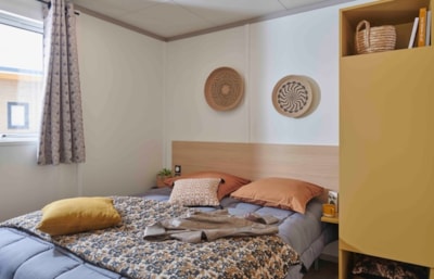 Chalet Premium 28m² 2 bedrooms/ Half-covered terrace / air conditioner/ TV