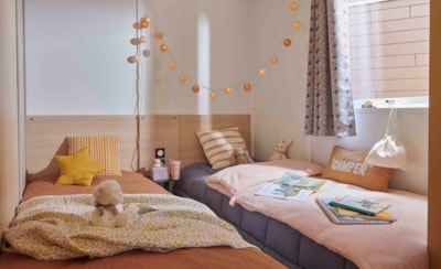 Chalet Premium 28m² 2 bedrooms/ Half-covered terrace / air conditioner/ TV