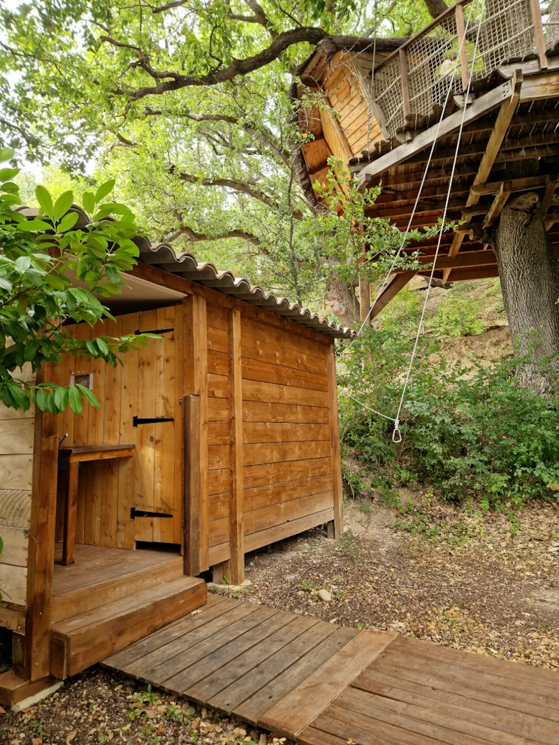 Cabane Dans Les Arbres 24M² 1 Chambre - Avec Sanitaires