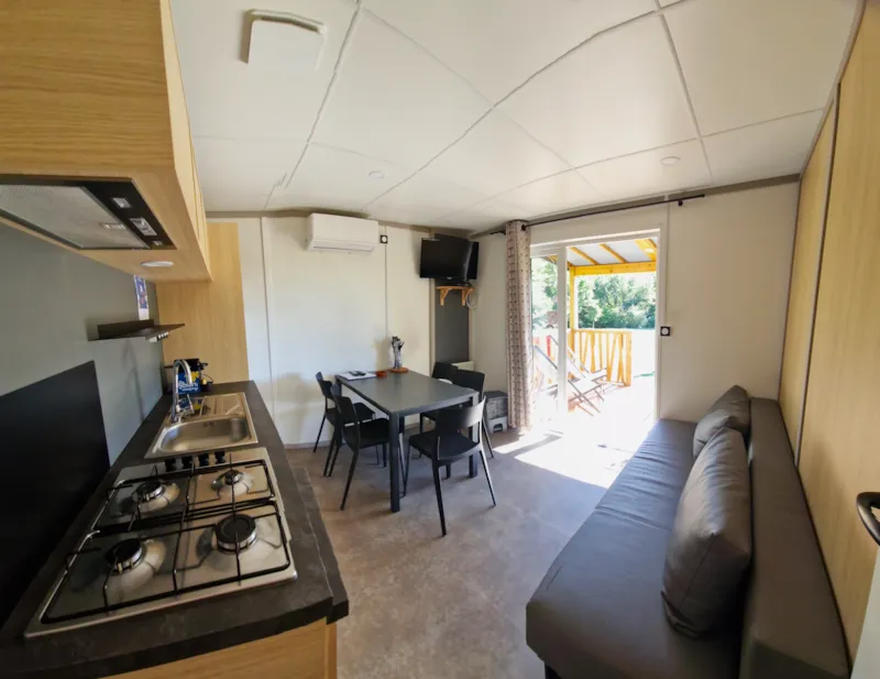Chalet Premium 28M² 2 Chambres / Terrasse Semi-Couverte / Tv / Climatisation