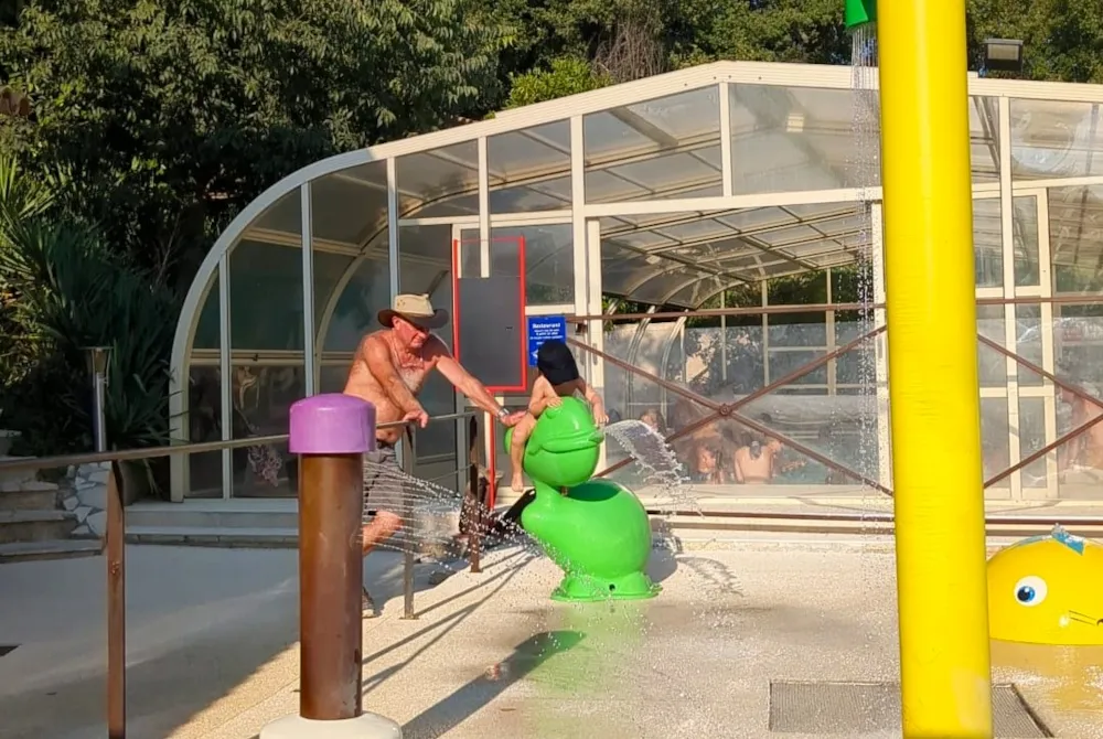 Flower Camping La Beaume