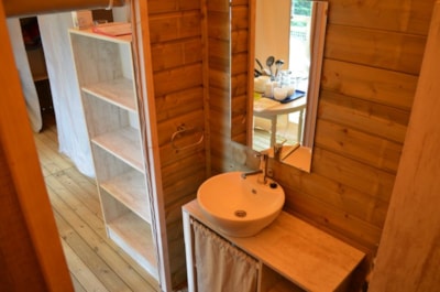 ECOLODGE SUR PILOTIS (2-bedroom rental, 4 pers (+option 5th pers on request))