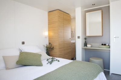 COTTAGE HOTELIER - 2 Bedrooms with 2 bathrooms
