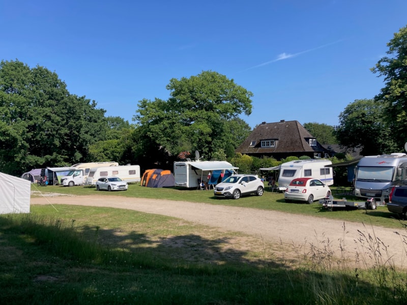 Stay in nature - Pitch caravan or motor home