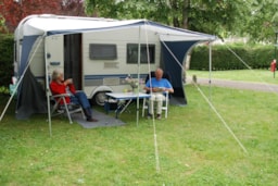 Pitch - Pitch + 1 Car + Tent , Caravan Or Camping-Car - Camping de la Bonnette