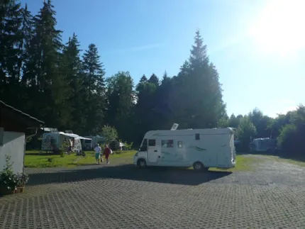 Waldbad Camping Isny - Camping2Be